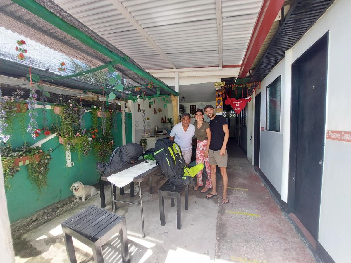 Maui's Place Badian Extérieur photo
